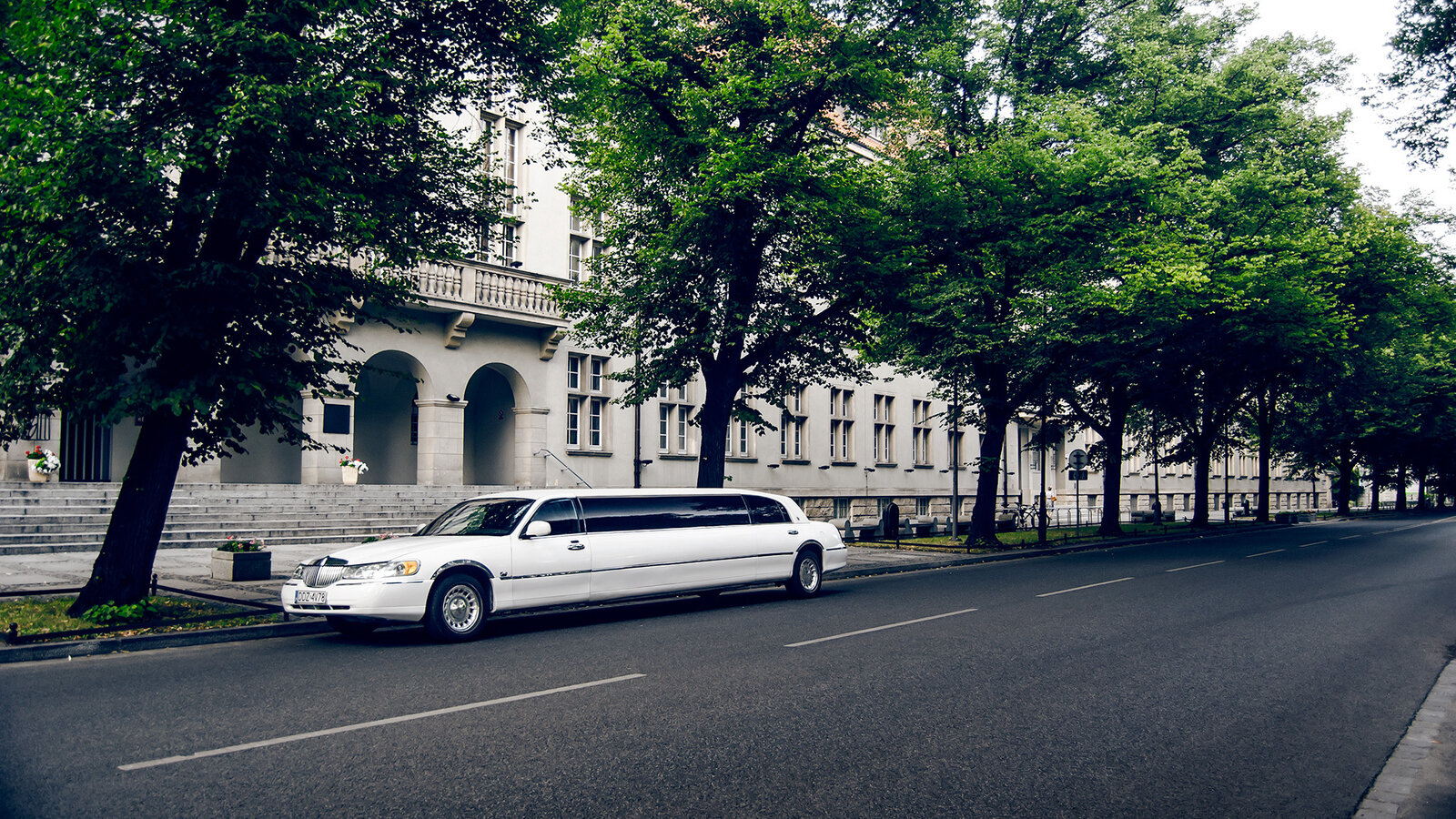 Limuzyna Świdnica – na wieczór panieński i nie tylko!